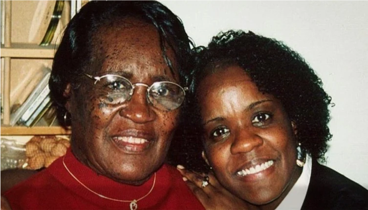 Phyllis Jones with her mother Rebecca Finley